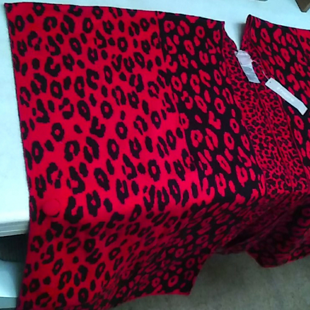 CHICHO'S Animal Jacquard Ruana - Picture 3 of 8